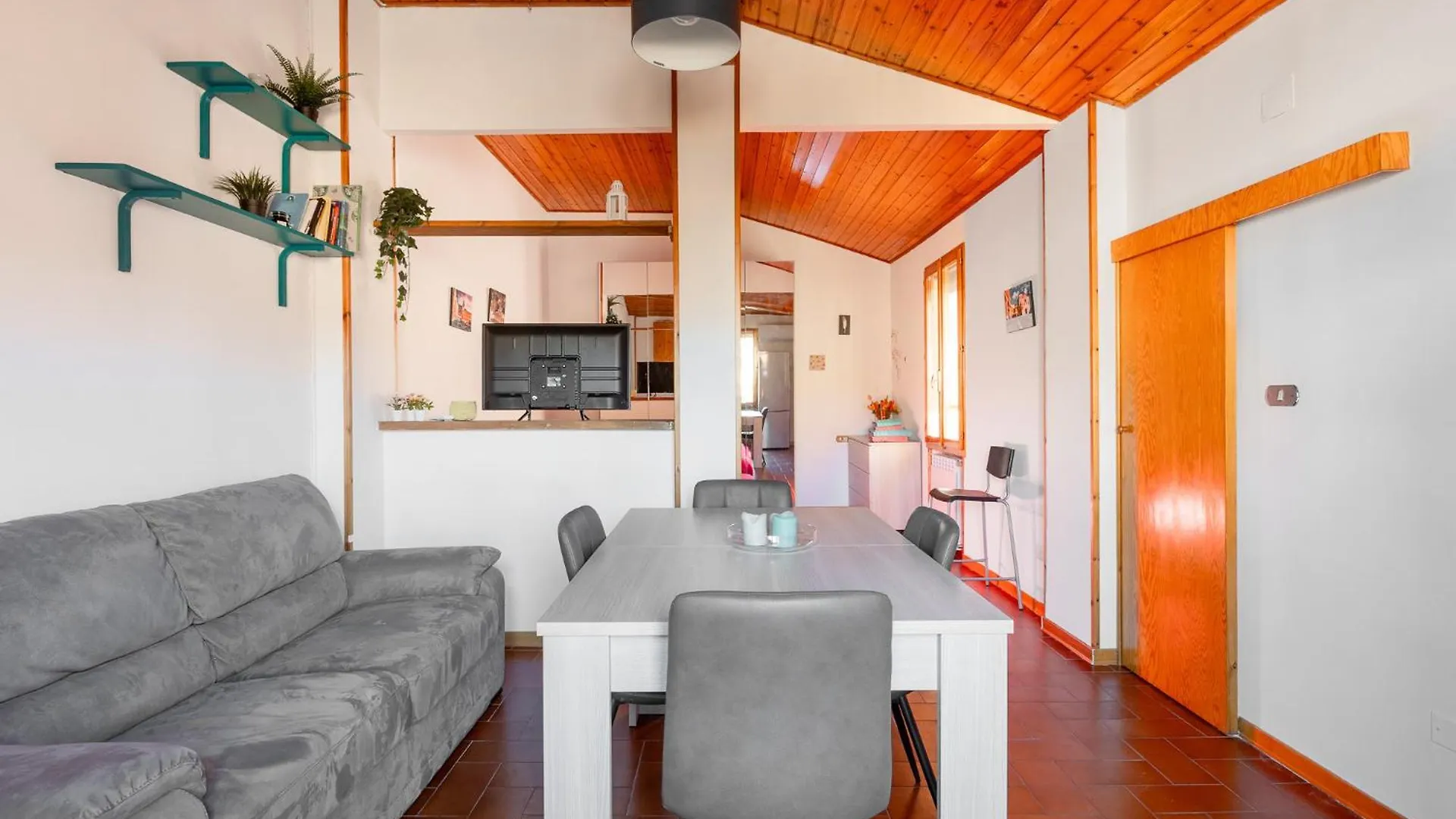 Social Costa-Holiday & Business Apartment Bologna 0*,  Italia